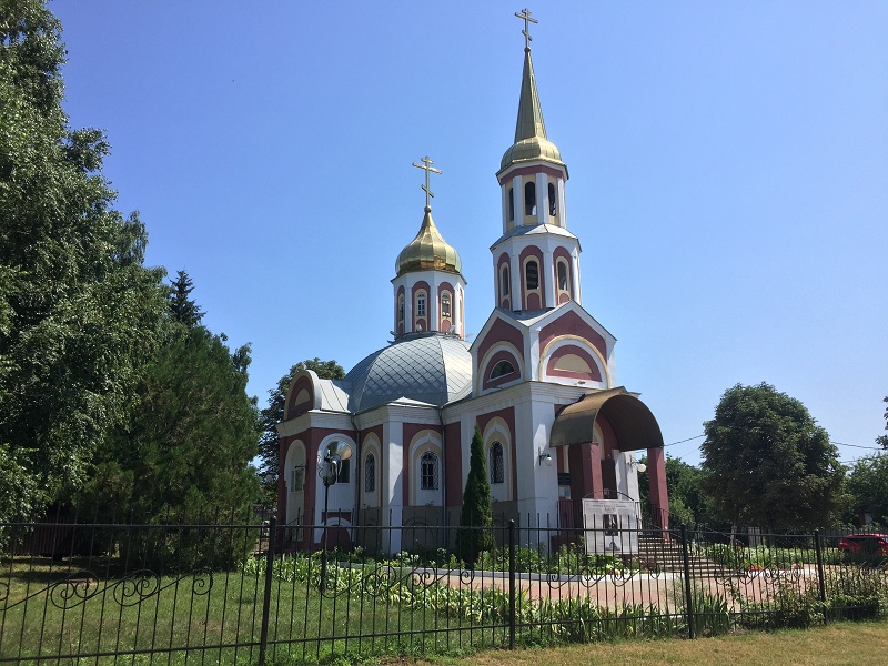 Воскресенский храм п. Октябрьский.