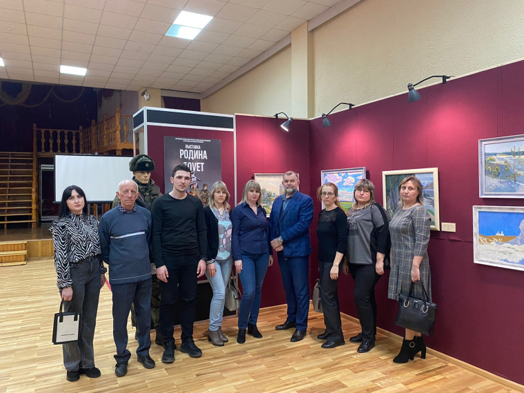 Посещение выставки «Родина ZOVёт». Посещение выставки «Родина ZOVёт».